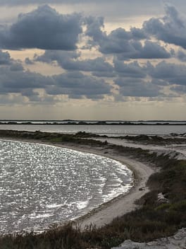 Strand an den Lagunen von Las Coloradas